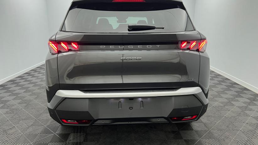 Aperçu du véhicule : Nouveau Hybrid 145 e-DCS6 GT Gris Titane avec 2470€ d'équipements inclus