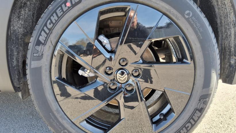 Aperçu du véhicule : C5 AIRCROSS HYBRIDE 145 e-DCS6 Max