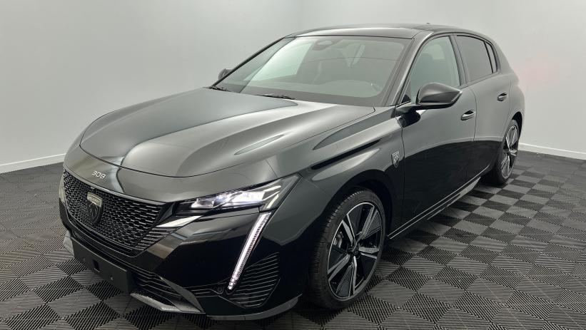 Aperçu du véhicule : BlueHDi 130ch S&S EAT8 GT Noir Perla Nera avec 4500€ d'équipements inclus