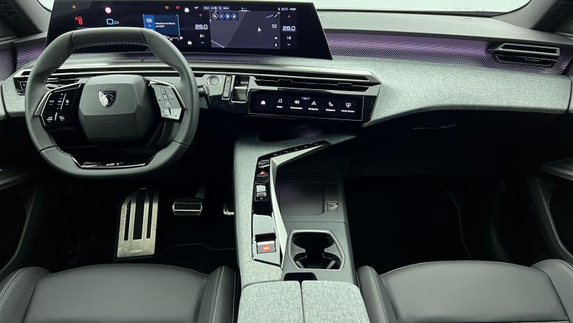 Aperçu du véhicule : Hybrid 145 e-DCS6 GT Gris Artense avec 4750€ d'équipements inclus