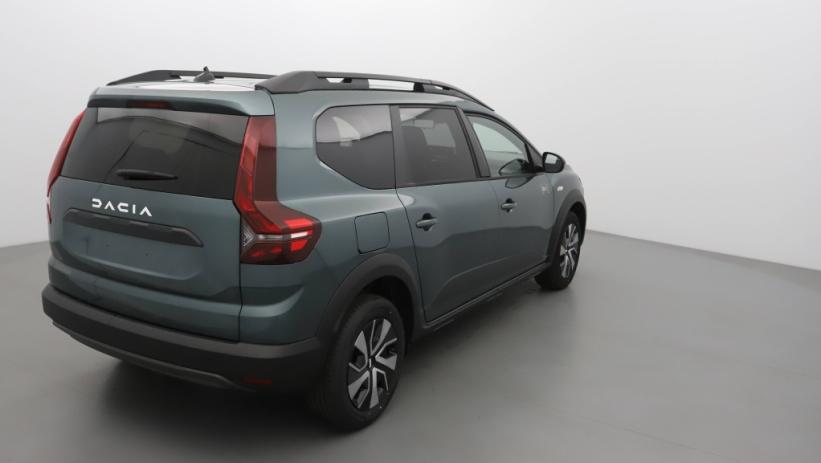 Aperçu du véhicule : 1.0 ECO-G 100CH EXPRESSION 7 PLACES -24