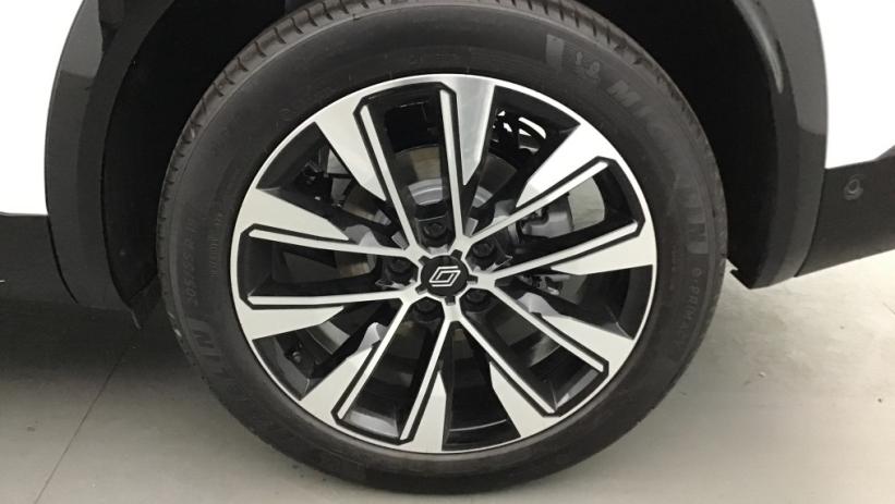 Aperçu du véhicule : AUSTRAL full hybrid E-Tech 200 ch Techno