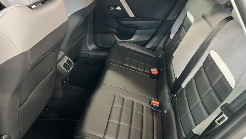 Aperçu du véhicule : Hybride 145 e-DCS6 Max