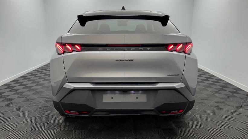 Aperçu du véhicule : Hybrid 145 e-DCS6 GT Gris Artense avec 4750€ d'équipements inclus