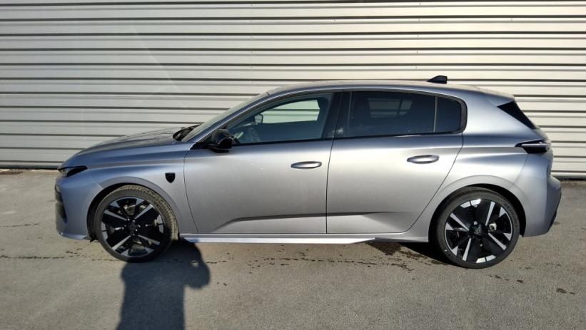 Aperçu du véhicule : 308 Hybrid 145 e-DCS6 GT