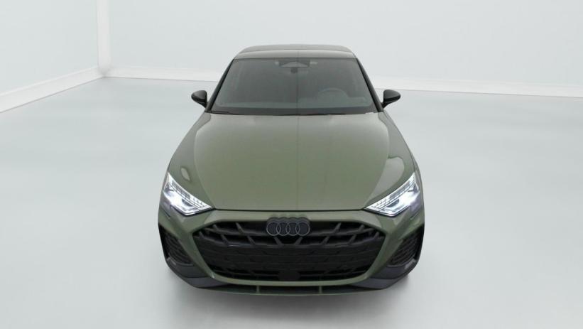 Aperçu du véhicule : 45 TFSI E HYBRIDE RECHARGEABLE 272 S TRONIC 6 S LINE