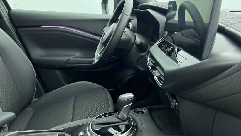 Aperçu du véhicule : HYBRID 143 N-Connecta Gris Squale - toit Noir Métallisé avec 2500€ d'équipements inclus