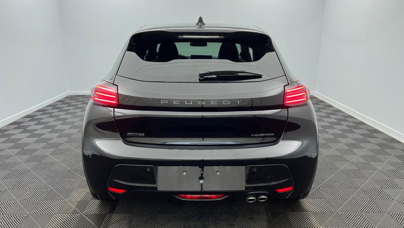 Aperçu du véhicule : Nouvelle Hybrid 145 e-DCS6 GT Noir Perla Nera avec 1700€ d'équipements inclus