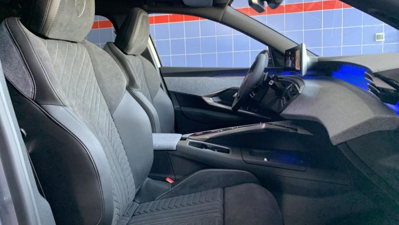 Aperçu du véhicule : Hybrid 145 e-DCS6 GT Exclusive