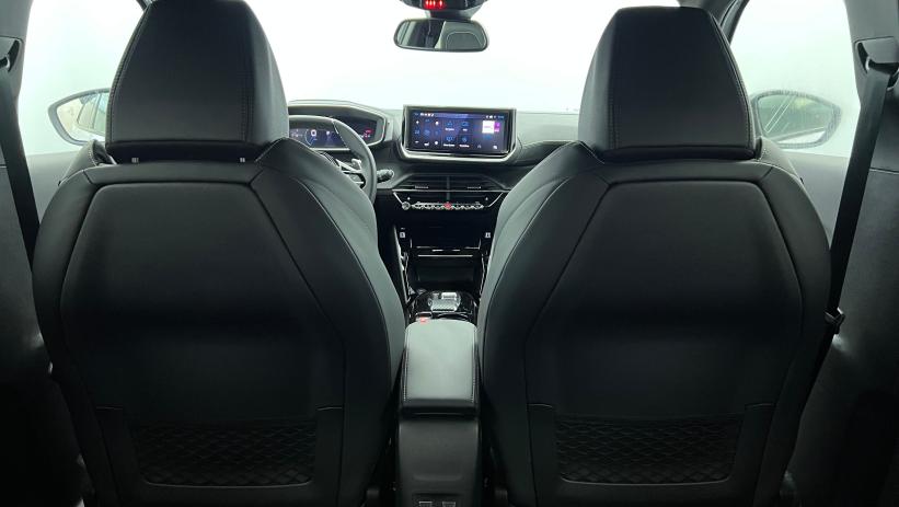 Aperçu du véhicule : Hybrid 145 e-DCS6 GT Blanc Okénite avec 4420€ d'équipements inclus