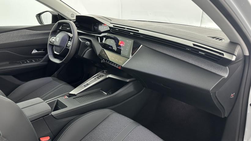 Aperçu du véhicule : 1.2 Hybrid 136ch Allure e-DCS6