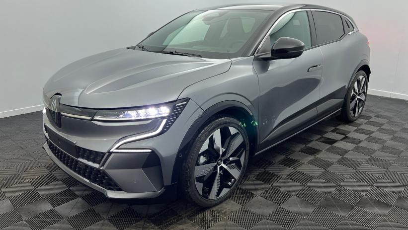 Aperçu du véhicule : 220 ch autonomie confort Techno Gris Schiste - Toit Noir Etoilé avec 4800€ d'équipements inclus