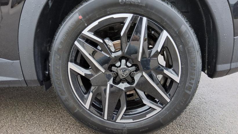 Aperçu du véhicule : 3008 Hybrid 145 e-DCS6 Allure