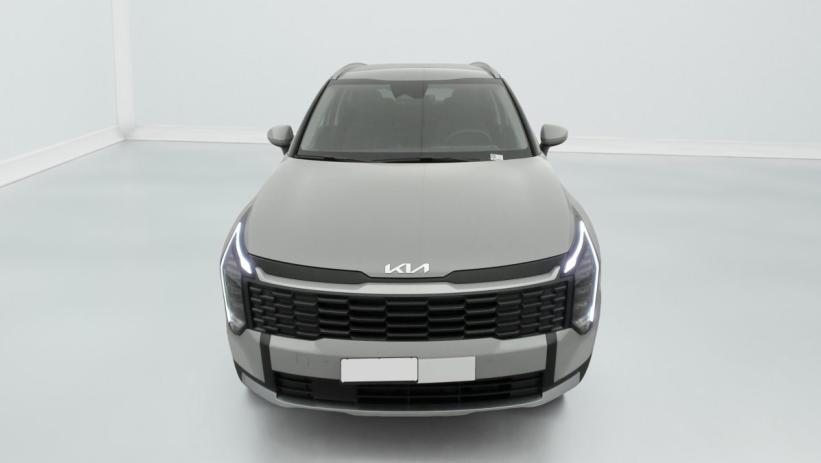 Aperçu du véhicule : HYBRIDE 239 CH BVA6 ACTIVE