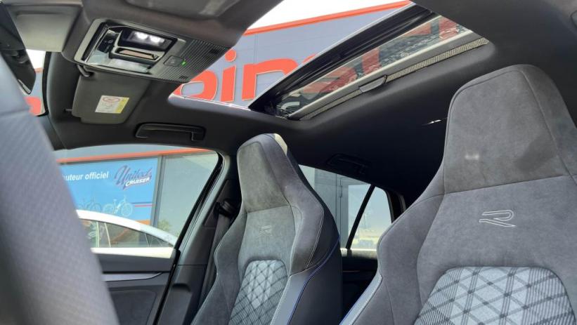 Aperçu du véhicule : R-LINE 2.0 TDI 150CV DSG7 + TOIT PANORAMIQUE + JA18 YORK + PACK HIVER + NEUF 0KM