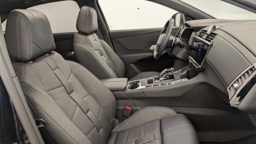 Aperçu du véhicule : Hybride Rechargeable E-Tense 225 EAT8 Opera