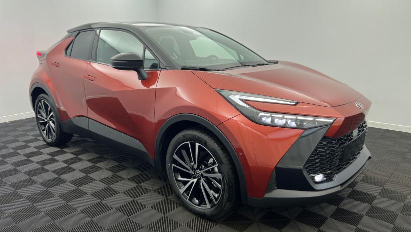 Aperçu du véhicule : Hybride Rechargeable 225 Collection Orange Sedona - Toit Noir avec 3700€ d'équipements inclus