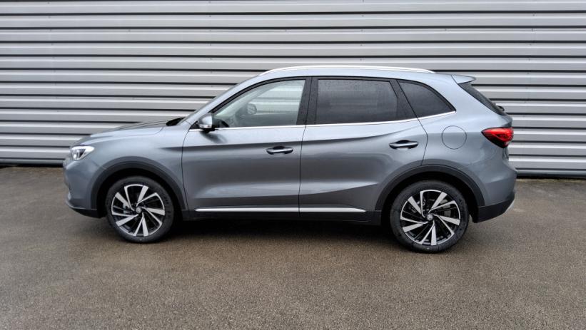 Aperçu du véhicule : ZS 1.5 L Hybrid+ 197 ch Luxury