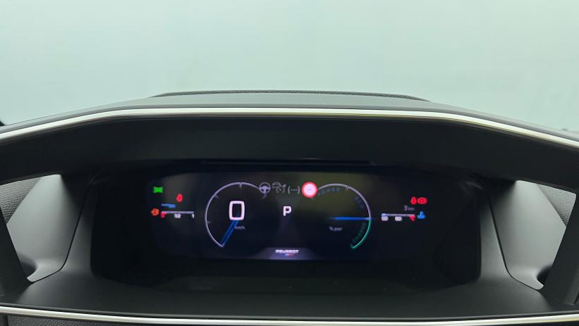 Aperçu du véhicule : Nouvelle Hybrid 145 e-DCS6 GT Blanc Banquise - Toit Black Diamond avec 3100€ d'équipements inclus