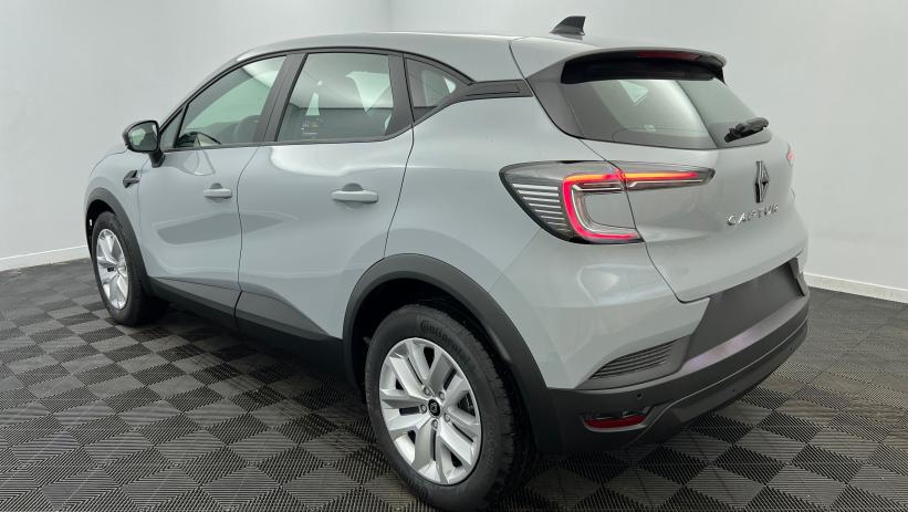 Aperçu du véhicule : Nouveau TCe 90 ch Evolution Gris Rafale avec 850€ d'équipements inclus