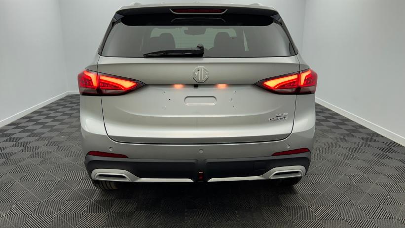 Aperçu du véhicule : 1.5 L Hybrid+ 197 ch Luxury Cosmic Silver avec 650€ d'équipements inclus