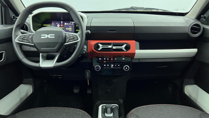 Aperçu du véhicule : 65 Expression Gris Eclair avec 1310€ d'équipements inclus