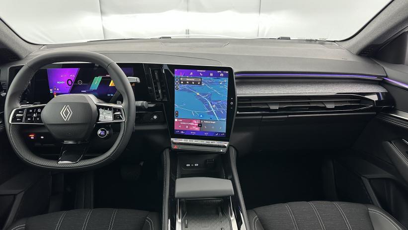 Aperçu du véhicule : E-Tech full hybrid 200ch Techno