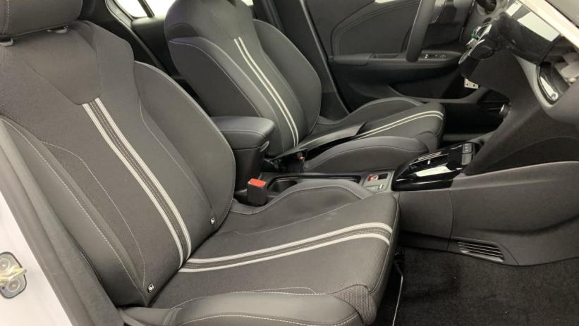 Aperçu du véhicule : 1.2 Turbo Hybrid 110 ch e-DCT6 GS