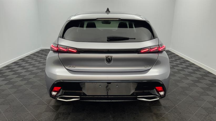 Aperçu du véhicule : BlueHDi 130ch S&S EAT8 GT Gris Artense avec 4500€ d'équipements inclus