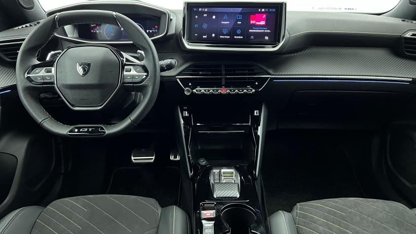 Aperçu du véhicule : Hybrid 145 e-DCS6 GT Noir Perla Nera avec 4420€ d'équipements inclus