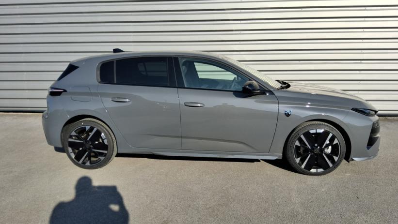 Aperçu du véhicule : 308 Hybrid 145 e-DCS6 GT