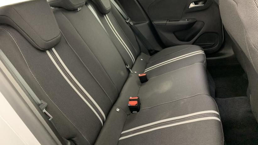 Aperçu du véhicule : 1.2 Turbo Hybrid 110 ch e-DCT6 GS