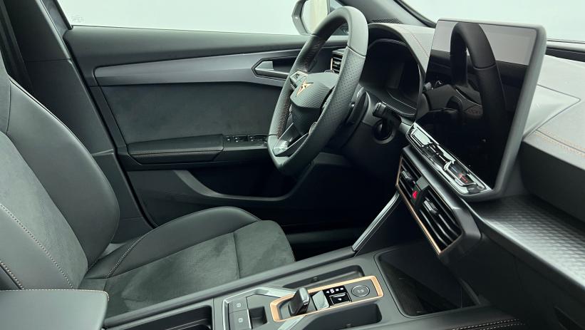 Aperçu du véhicule : 2.0 TDI 150 ch DSG7 V Gris Graphène avec 4538€ d'équipements inclus